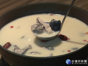 四季相宜 胡椒豬杜雞獨特香氣令人沉醉