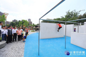 台中首座戶外「跑酷」練習場　南屯豐樂雕塑公園改建完工