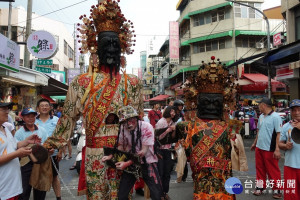 城隍爺提前來抓鬼？嘉義文創園區韓國鬼貪玩 神鬼交會 虛驚一場！