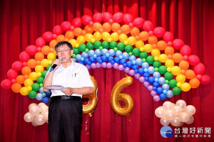 年底選戰逼近，藍綠紛紛打出兩岸牌，台北市長柯文哲今(4)日受訪時表示，藍綠兩邊的訴求都不見得最符合台灣現階段最大利益，台灣內部實力先夠比較重要，不是講太多話。（圖／台北市政府提供）