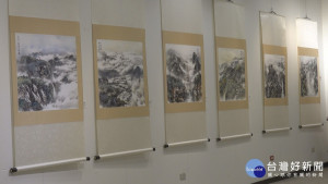 陳金海彩墨畫展　《山嵐雲海》呈現山水靈動