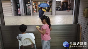 （圖／翻攝自爆廢公社）