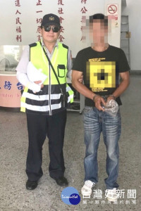 染毒男子因缺錢花用，涉嫌竊取他人財物，遭北港警方屢傳不到，特持搜索票於住家查獲毒品及贓物。