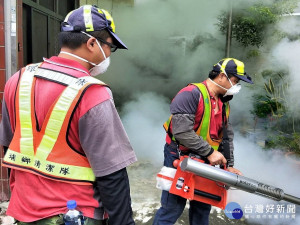 全力對抗登革熱　中市加強清潔隊員防疫安全裝備