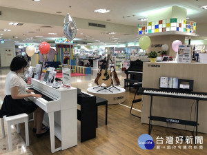 2018新光三越中山店秋季購物節，30大品牌新櫃登場。