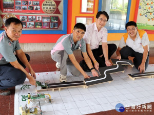 勞動力發展署雲嘉南分署舉辦「2018全國自走車競速暨機器人創意大賽」。