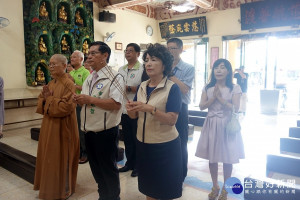 參拜寺廟還願 涂市長祈求嘉義市平安無災