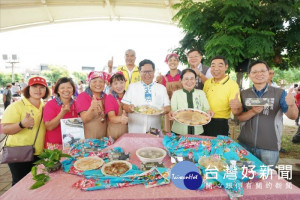 「桃園客家美食社區觀光餐食推廣」成果展，結合地景藝術節，推出客家風味餐，鄭文燦市長等貴賓也大力推薦。

