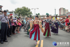 香川高松西高等學校帶來盆栽體操舞蹈