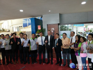 彰化縣政府經濟暨綠能發展處正式揭牌成立。圖／記者鄧富珍攝