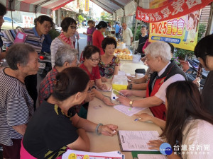 慶祝重陽節 部嘉用心守護里民健康