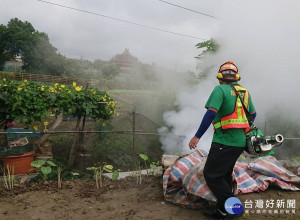 經研判兩人感染與菜園有關，衛生局與環保局已針對病例住家及活動場域進行緊急防治作為。（圖／衛生局提供）