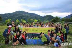 長榮大學辦原住民族多元文化學習參訪活動。