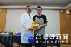 男孩變胖糖尿病上身，大林慈濟醫院做縮胃手術找回健康