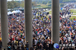 寶可夢結合城市行銷，將台南打造為抓寶聖地，11月短短5天活動，吸引101萬次到府抓寶，替台南帶來15億元的觀光商機。