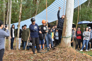 南華大學建景系攀樹體驗探索大自然，培育兼具景觀概念及環境永續之建築設計人才