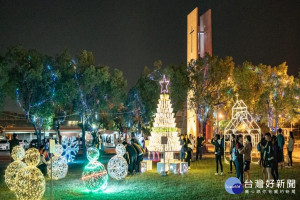 長榮大學聖誕造景藝術。