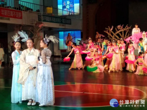 ▲永平工商表演藝術科演出「西遊：藏愛篇」。(圖/林鵬程攝)