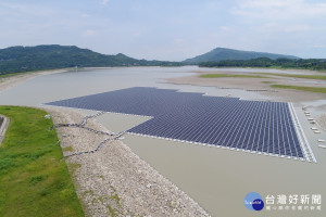 阿公店水庫光電設施。（圖／記者郭文君攝）