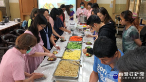 朴子醫院得舒飲食法遠離代謝症候群，別當大「腹」翁候選人