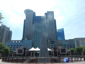 新北市水利局接獲新莊地區2件民眾投訴包商私下收費情形，經查證後確認屬實，已對承包廠商開罰100萬元，嚴懲不貸 。（圖／記者黃村杉攝）