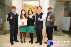 假美軍指揮官詐熟女　機警行員報警及時阻詐