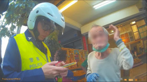 失智男子僅憑20年前的記憶　熱心警協助返家