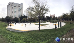 中市第三座滑板場　北區中正公園滑板場啟用