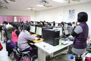 健康資訊大數據提供智能醫療管理，南華大學展現科技實務競爭力