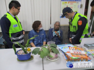 社群網站協助找到迷路的老翁。林重鎣翻攝
 
