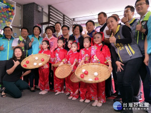 縣長王惠美與員林市長游振雄等人為一年一度的全國客家日活動揭幕。圖／記者鄧富珍攝