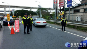 因應連假出遊車潮，楊梅警分局將配合高速公路局規劃高乘載等重點交通疏導措施進行有關管制。