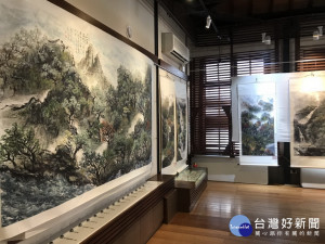 大里展出水墨畫展。林重鎣攝