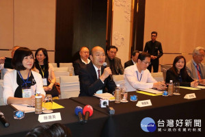 高雄市長韓國瑜出訪馬來西亞，屢遭當地官員「放鳥」（圖／翻攝韓國瑜臉書）