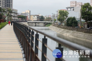 新街溪沿岸人行步道