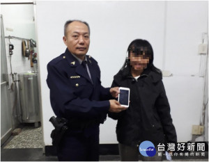 大掃除連手機一起丟　屏警與鄉公所尋回失主