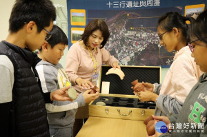 十三行推行動博物館服務，即日起受理北北基桃地區個人、社區、學校、社福機構、民間機構、私人企業等免費申請。（圖／十三行提供）