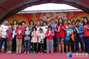 黃市長參加北安宮「福德正神關懷弱勢慈善活動」