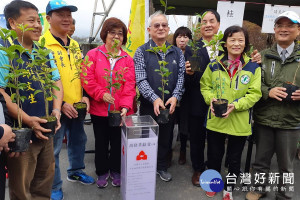 羅東林管處積極與地方單位舉辦植樹贈苗活動。（圖／羅東林管處提供）