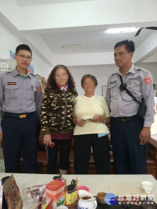 拾金不昧　熱心警守住老婦金錢