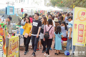 黃花瘋市集 逛市集送樹苗 穿黃衣抽好禮