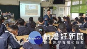 國際賽金牌職涯分享 勉學子「有夢勇敢追 不要怕失敗」