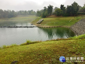 蘭潭水量剩4成 籲省水減污