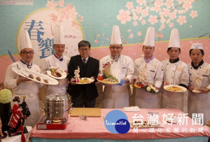 劍湖山渡假大飯店、東方生活廣場劍湖樓舉辦新菜發表會，配合當季食材推出健康、美味的料理，讓消費者享受五星級的特色美食與在地風味。（記者陳昭宗拍攝）