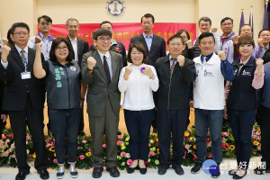 工務處處長、衛生局局長佈達 黃市長期勉為市政建設、市民健康共同努力，讓嘉市再創新局