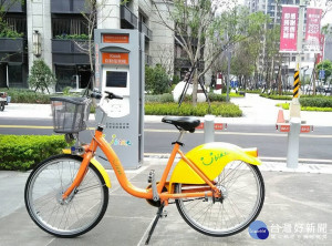 中和區華中橋西側重劃區啟用中原東街YouBike租賃站，該站設置38車位 。（圖／交通局提供）