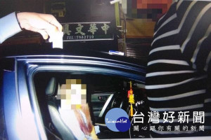 男子路邊怠速臨停，竟明目張膽在車內拉K，巧遇水林所警員巡勤盤查，起獲K盤及2.83公克的K他命，惟因毒品數量未達規定，訊後僅裁罰不移送。（記者陳昭宗拍攝）