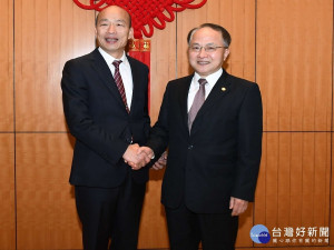 高雄市長韓國瑜22日拜會香港中聯辦主任王志民（圖／翻攝自香港中聯辦網頁）