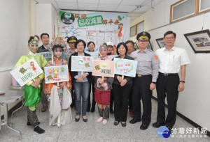 張戶縣環保局「遶境彰三瘋」回收減量保平安宣導。圖／記者鄧富珍攝