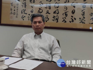 從事教職長達40餘年的裕德國際學校校長李慶宗 。（圖／記者黃村杉攝）